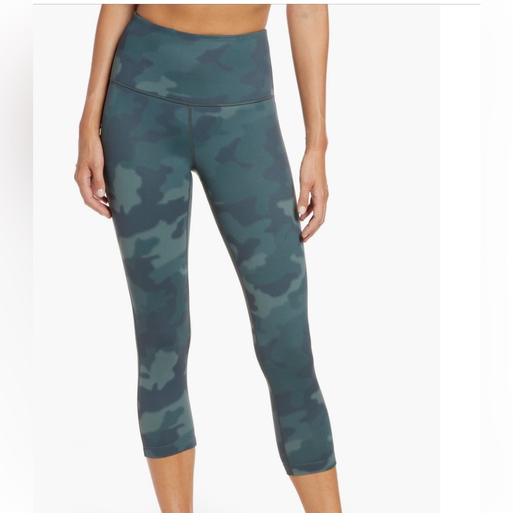 NWT Zella High Waist Crop Legging Size Small